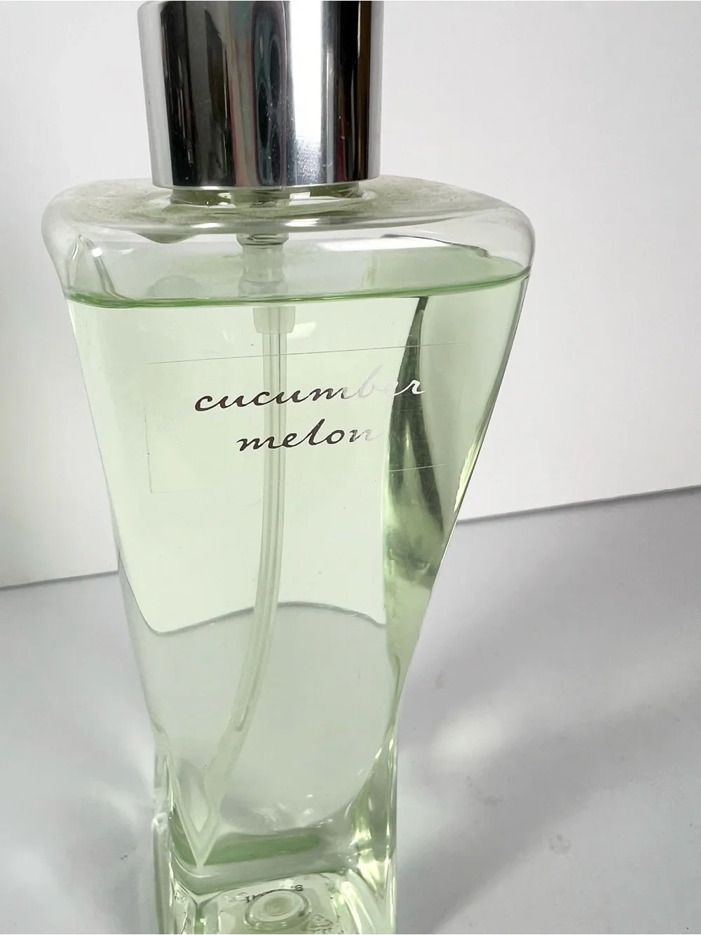 Vintage retired Bath & Body works‎ cucumber melon body spray 8fl oz
